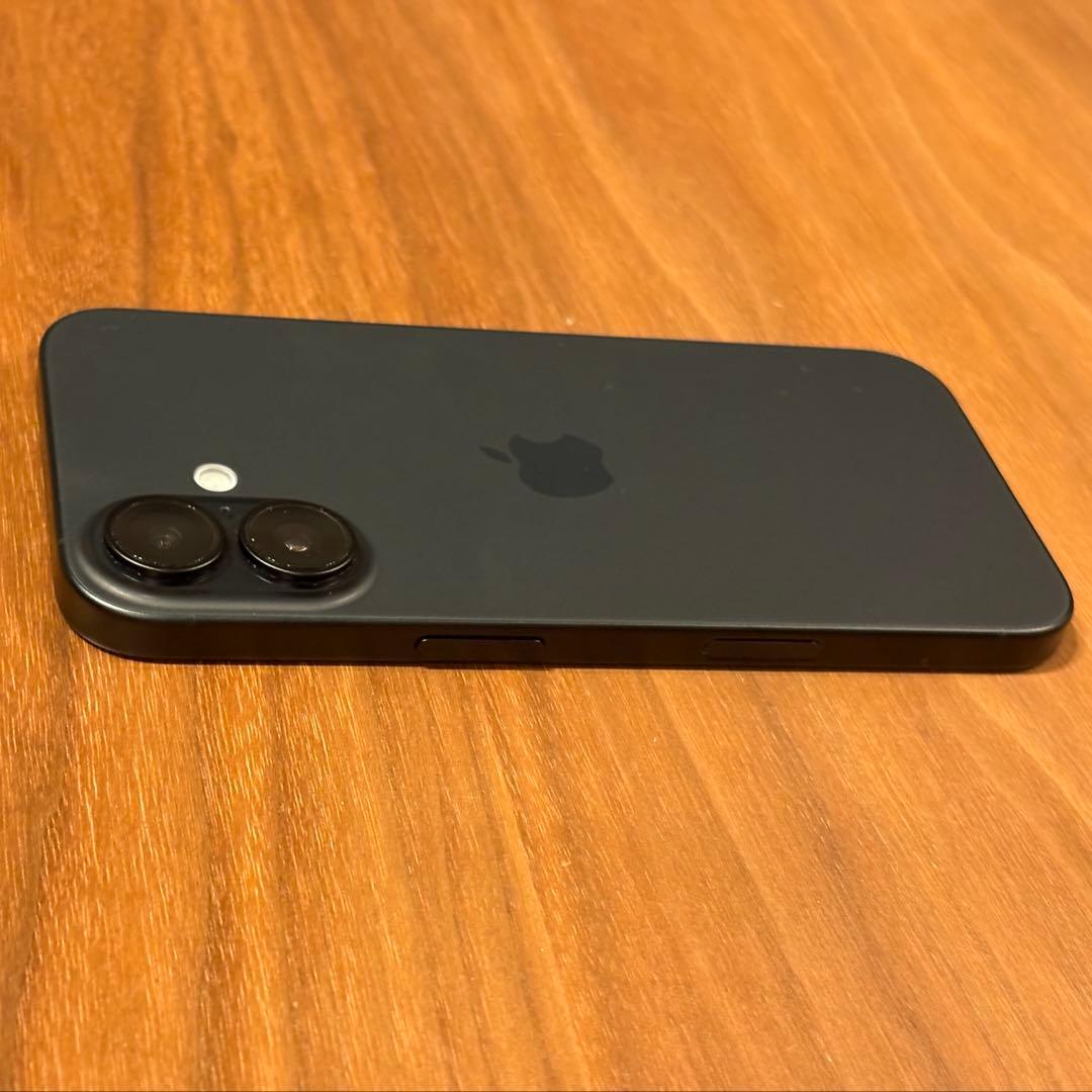 Apple iPhone 16 256GB ブラック SIMフリー