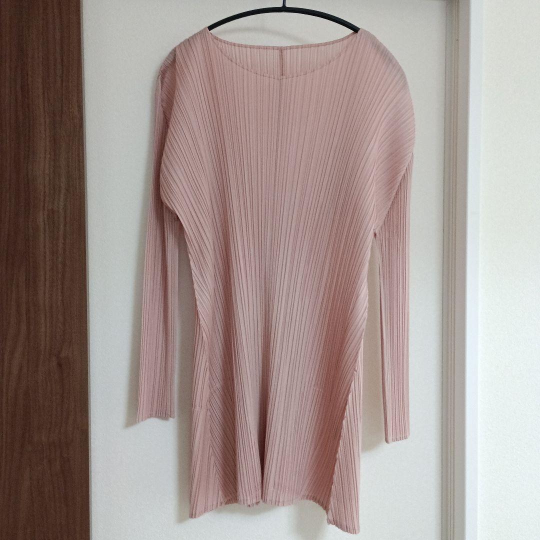 プリーツプリーズ　くすみピンク色　チュニック丈トップス　サイズ3