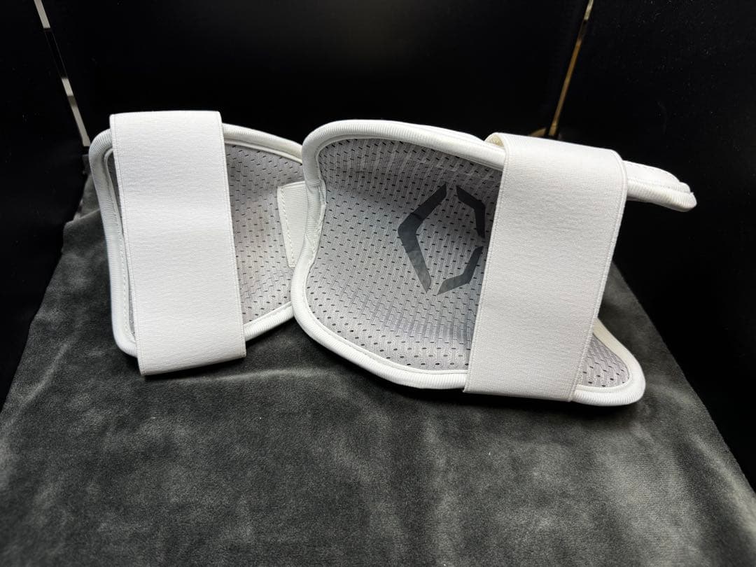 エボシールド エルボーガード ツーピースモデル 未使用品