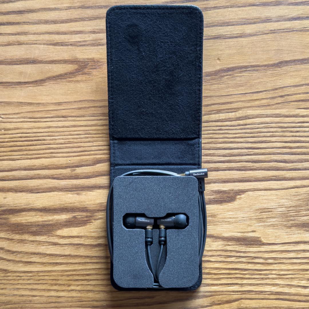 【新品同様】Technics EAH-TZ700 / おまけあり