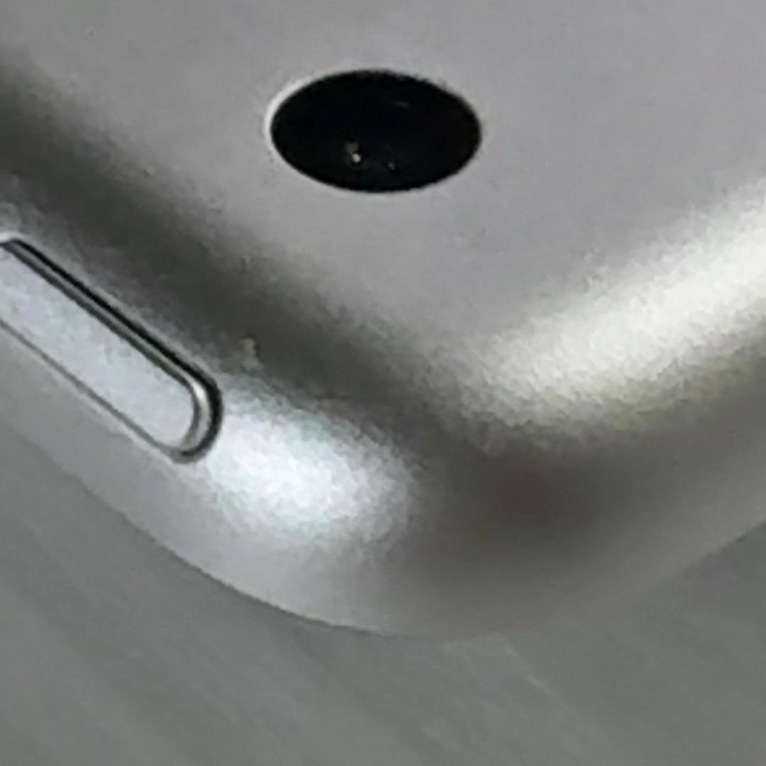 iPad第6世代 Wi-Fi 32GB シルバー MR7G2J/A 付属品未使用