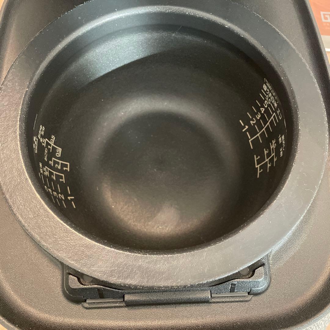 TIGER タイガー　JPX-A101 圧力IH 炊飯器 5.5合