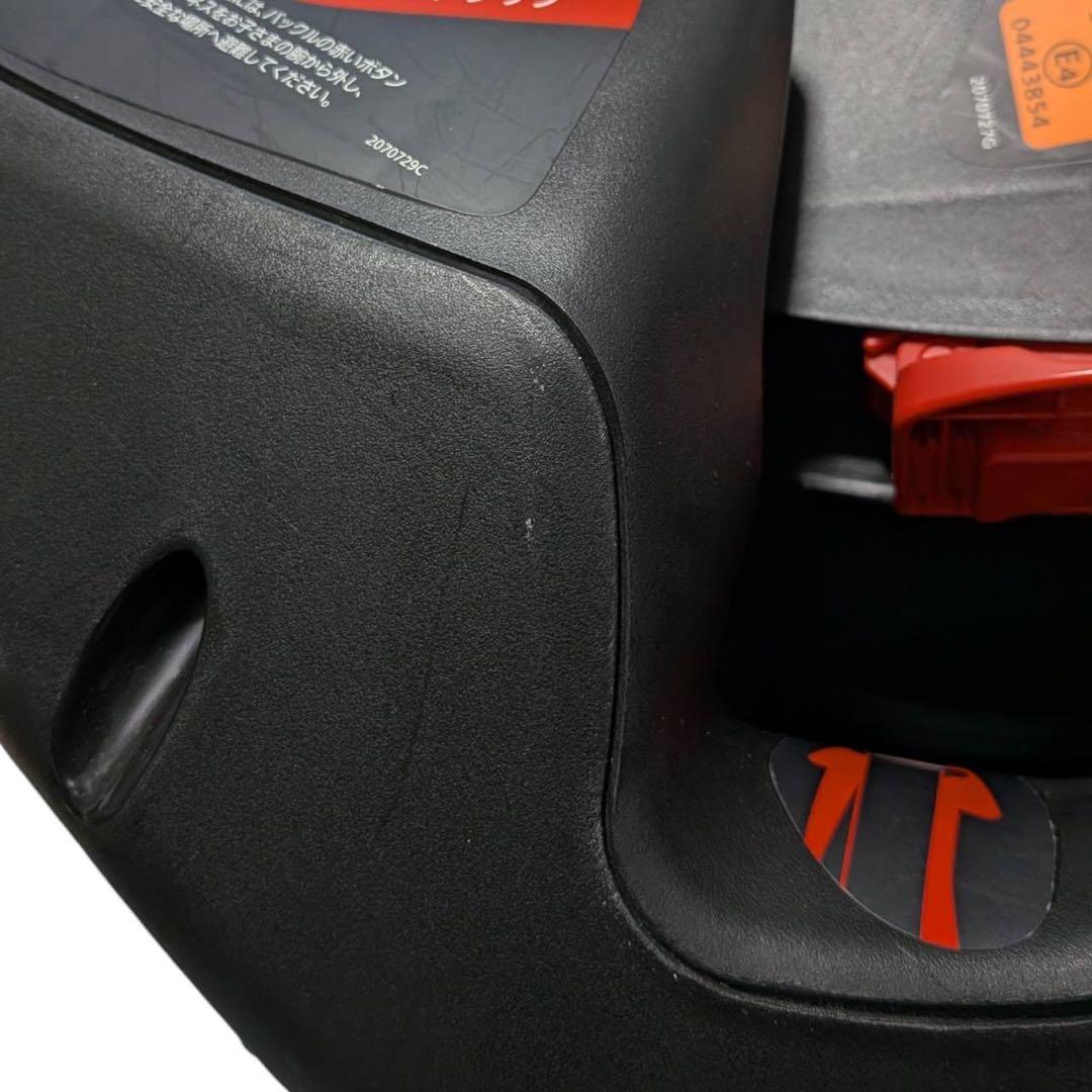 美品 エールべべ スイングムーン プレミアムS 黒 チャイルドシート ジュニア