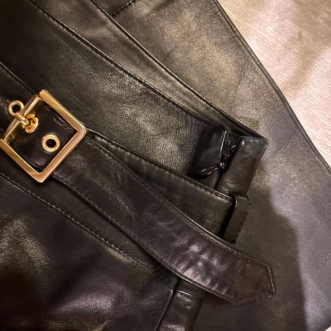 【新品タグなし】ジバンシー♡柔らかな羊革のレザースカート