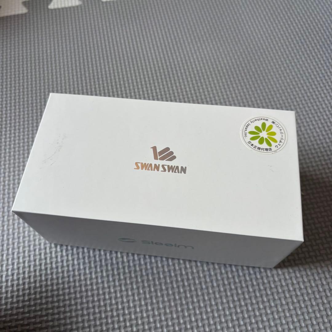 極美品　いびき対策グッズ　Sleem(スリーム) レッド SWAN SWAN