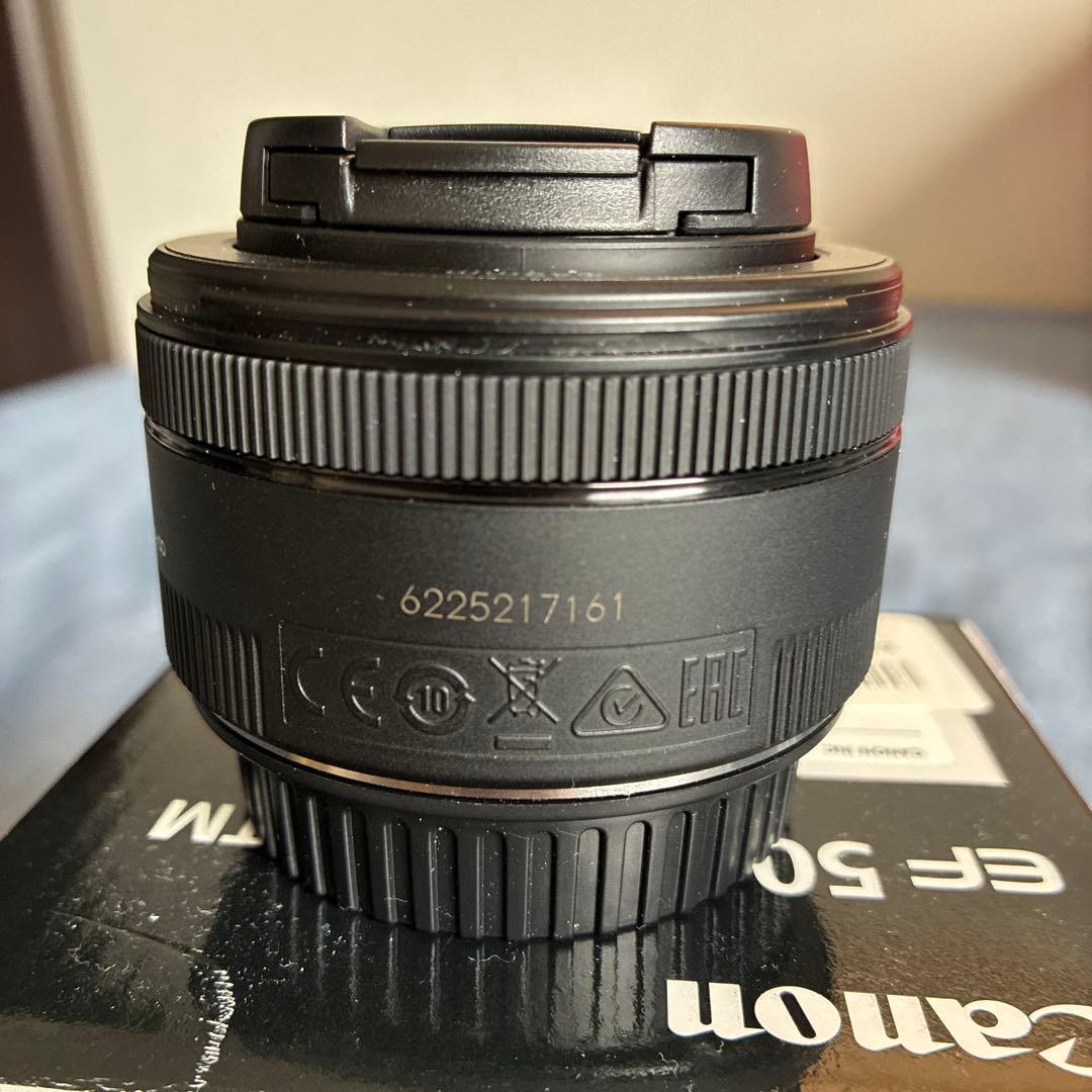 レンズ　canon EF50mm f/1.8 stm