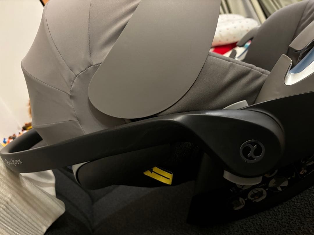 【12/11お値下げ】Cybex チャイルドシート