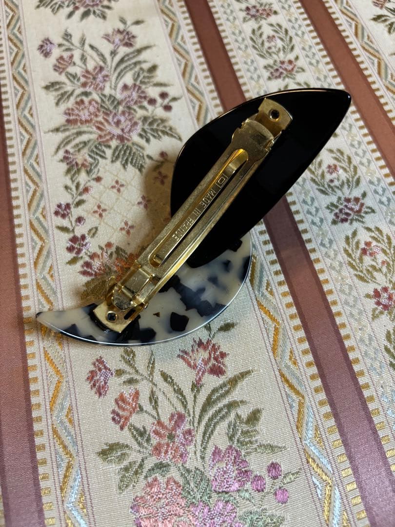 ★ALEXANDRA DE PARISアレクサンドルドゥパリ　バレッタ★