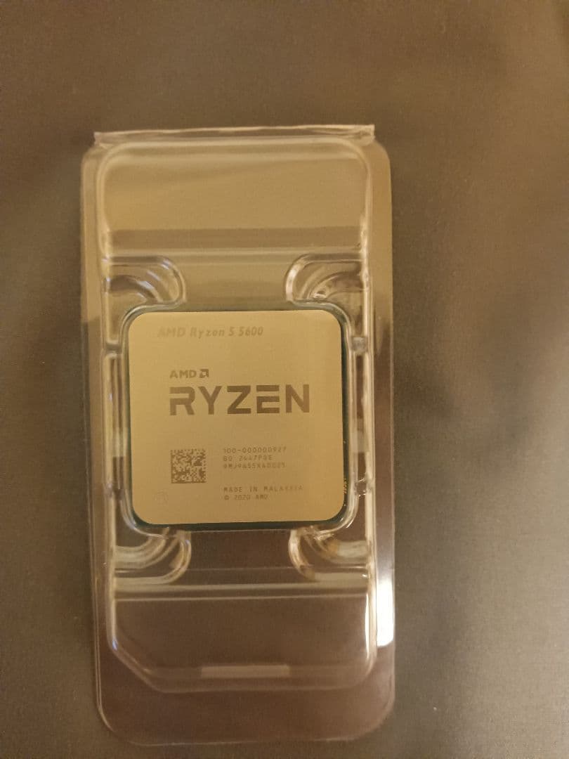AMD Ryzen 5 5600 本体のみ