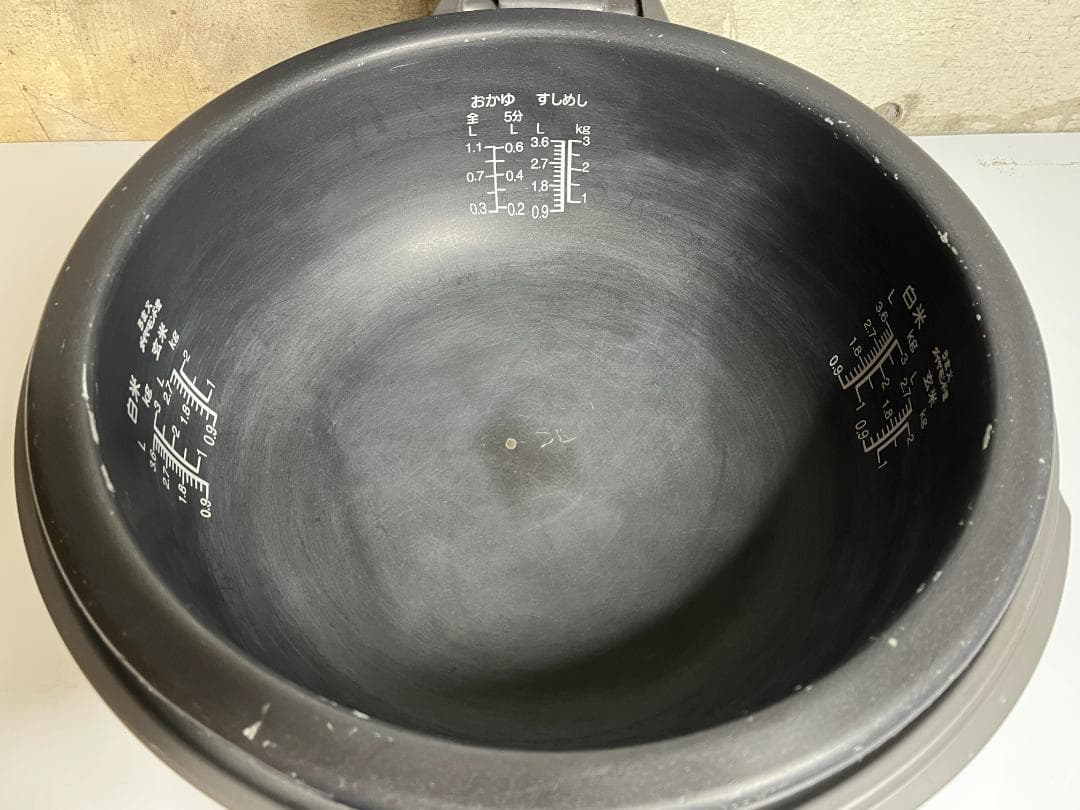 【動作OK】ZOJIRUSHI 業務用IH炊飯ジャー NH-GD36-XA