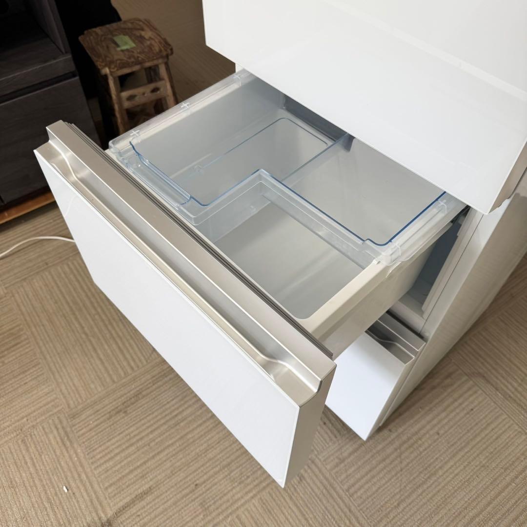 ヤマダ電機 2023年製 319L冷蔵庫 自動製氷 高級ガラスドア