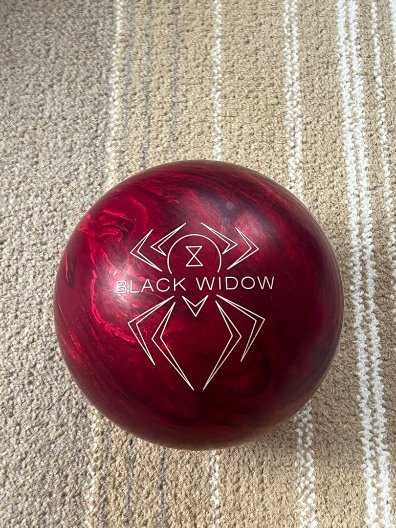 ハンマー社 ブラックウィドー2.0α ボウリングボール 15ポンド