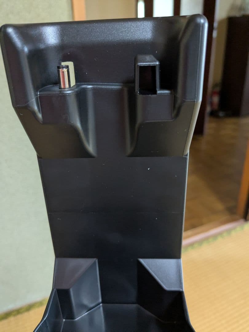 日立コードレスクリーナー ライトゴールド2025年製 未使用