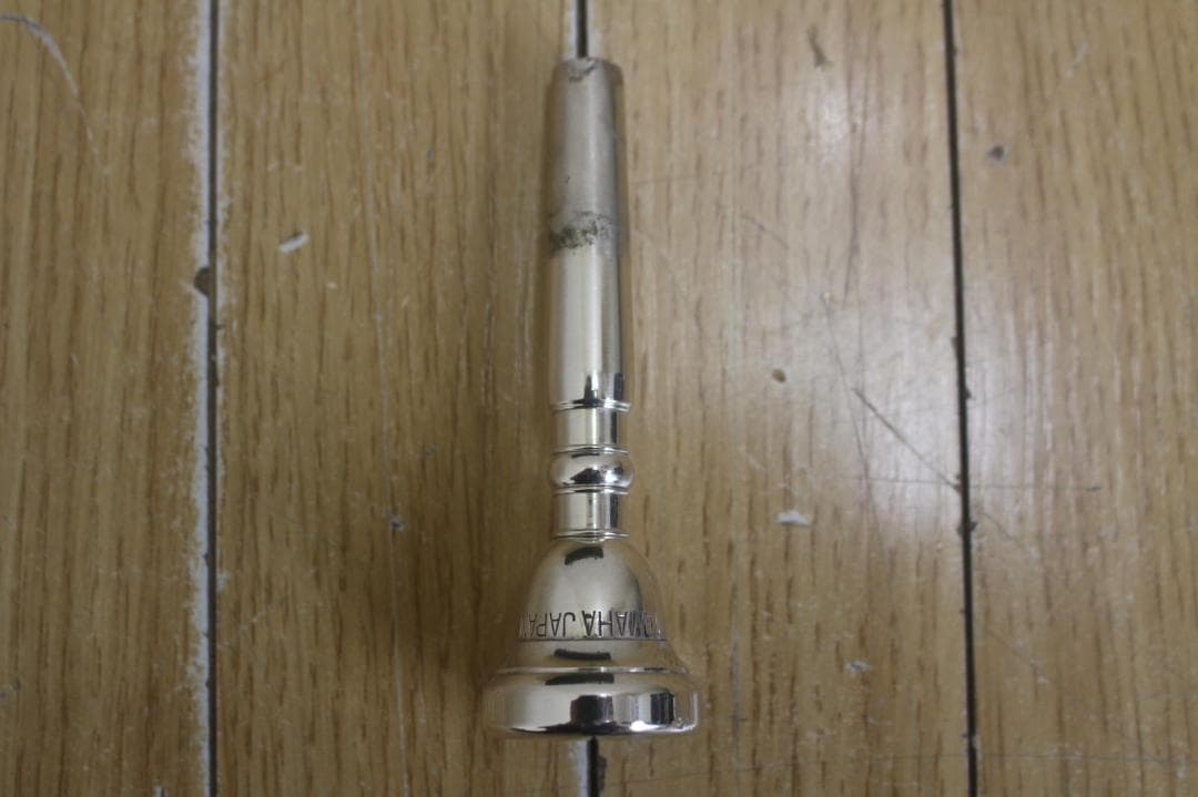 YAMAHAヤマハ トランペット YTR-235 ゴールド