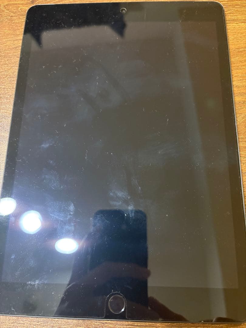 Apple iPad スペースグレー 本体 第7世代