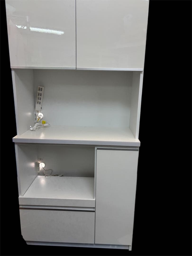 #ホワイト食器棚