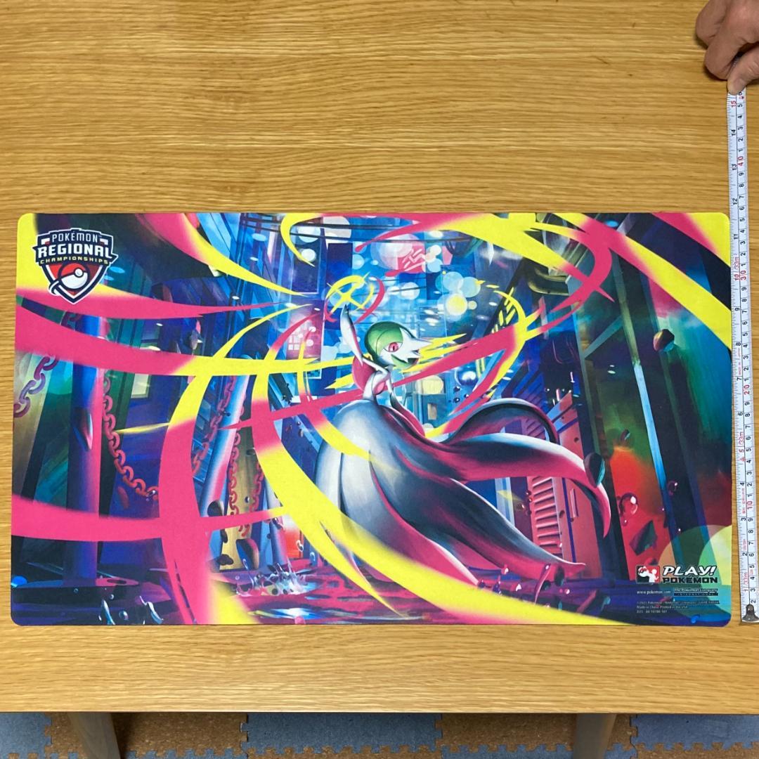 メガサーナイトプレイマット2025 海外限定 新品未使用