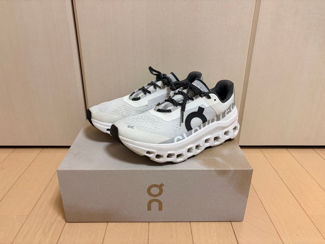 スパイク・シューズ on cloud monster 25.5