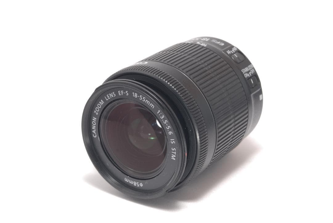 ⭐️レンズフード付き⭐️Canon Kiss X7i キャノン　デジタル一眼