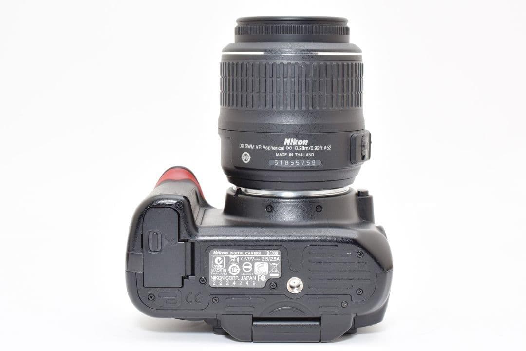 高画質✨️Nikon D5000✨️シングルレンズ✨️バリアングル液晶 一眼レフ