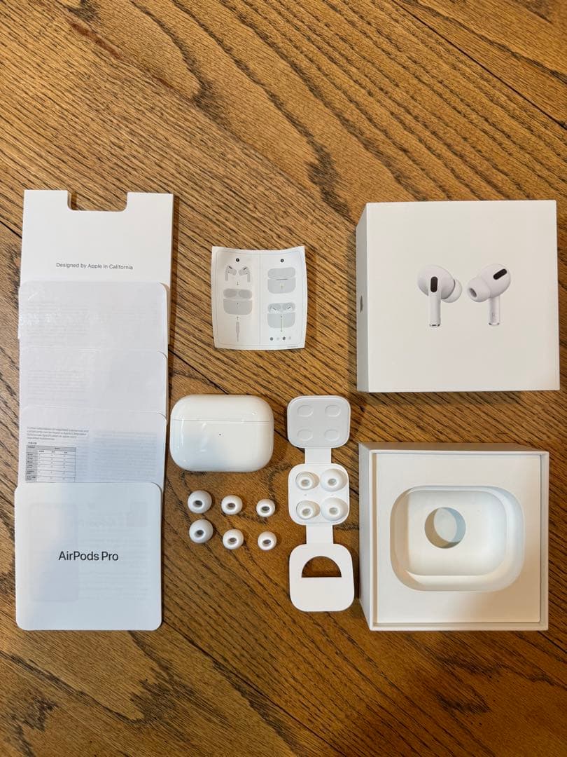 おまけ付き⭐︎AirPods Pro 本体　純正　第一世代　Lightning