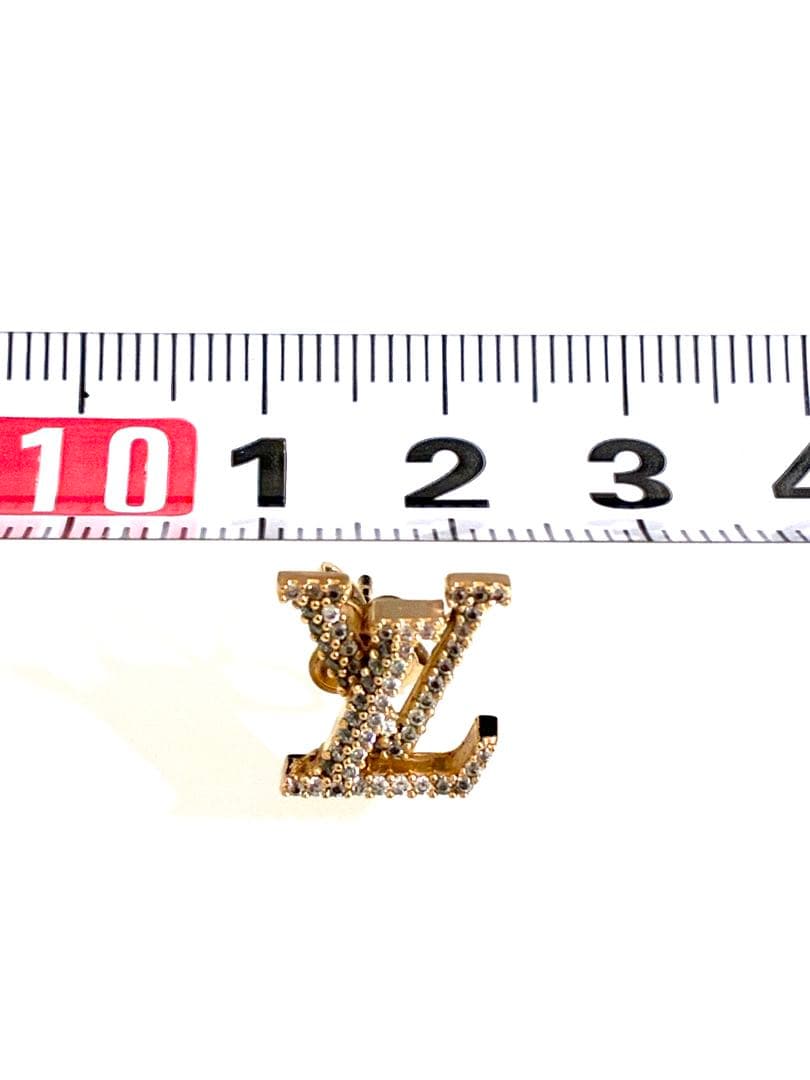 ルイヴィトンピアス片耳用　ラインストーンゴールド