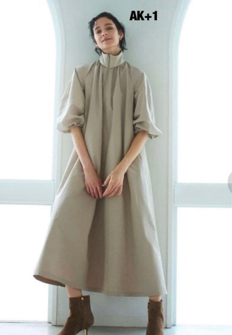 AK+1 Demi-Luxeフロントジップワンピース