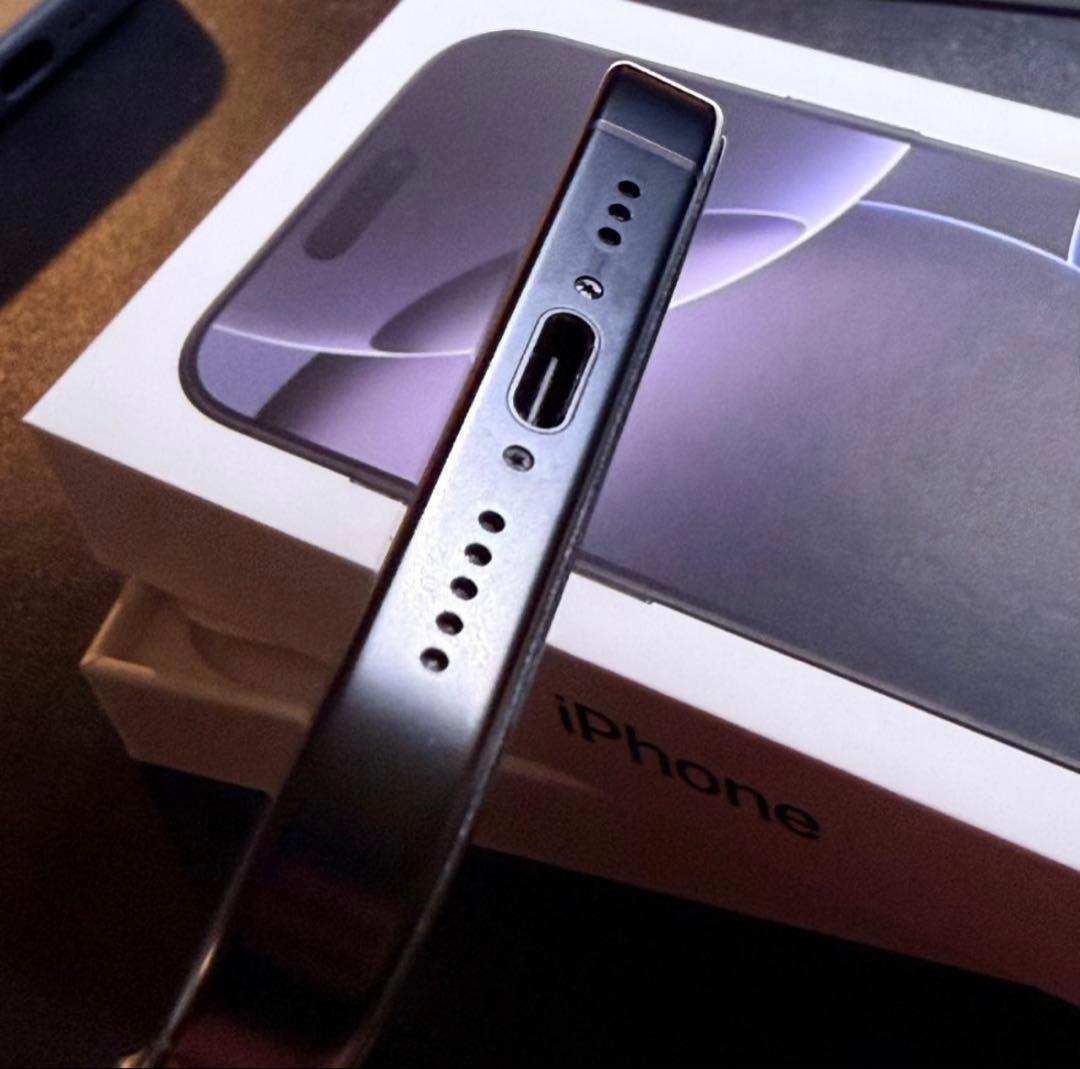 ✅ほぼ未使用⭐️iPhone 16 Pro 128gbブラック黒❣️ SIMフリー✨