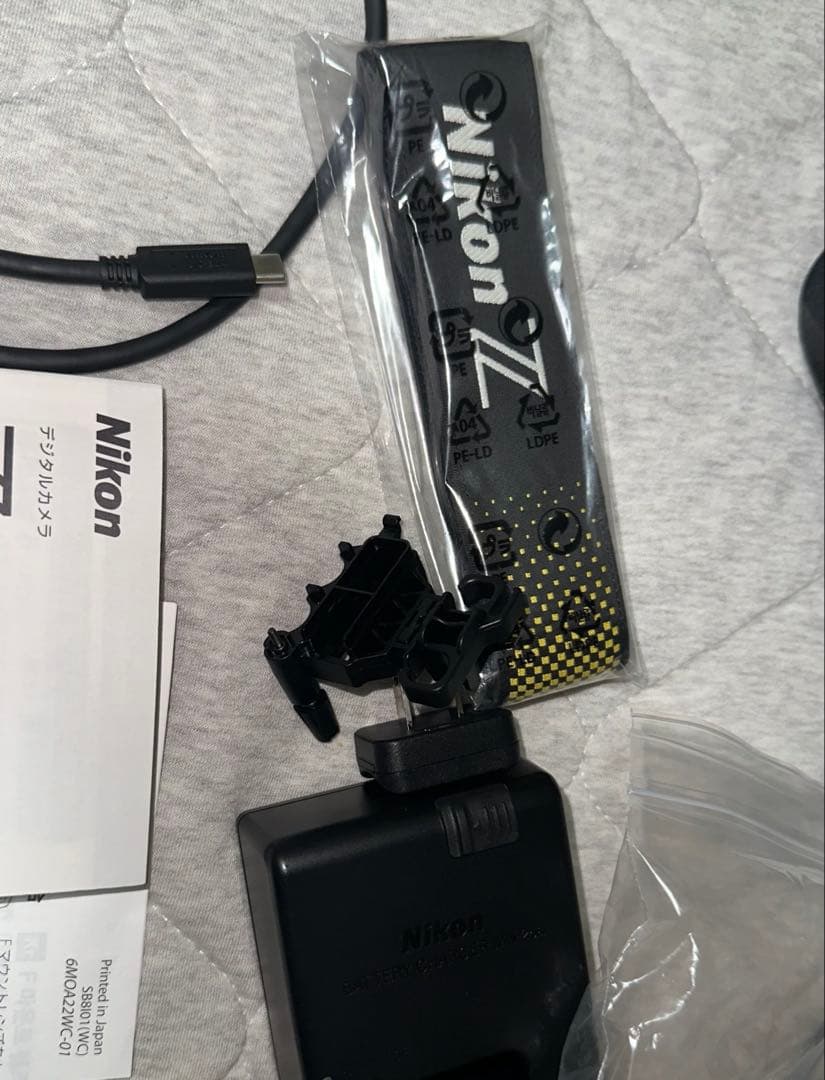 早い者勝ち！！ 並品 Nikon Z6 本体 その他付属品