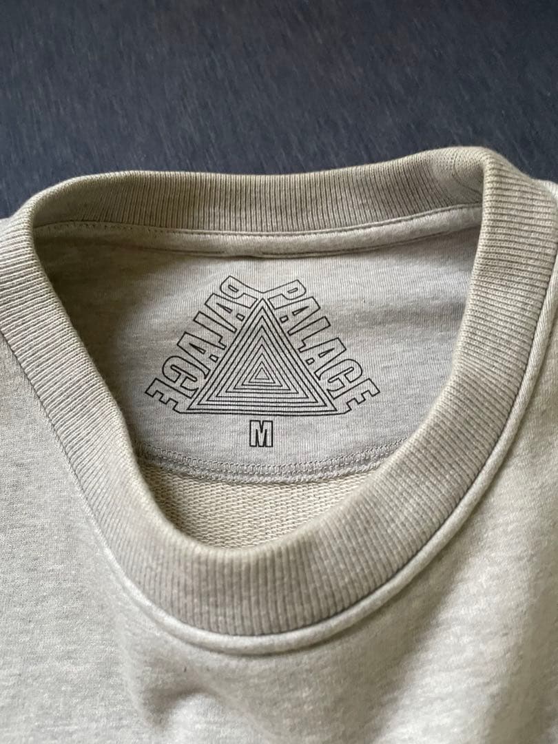 palace スウェット