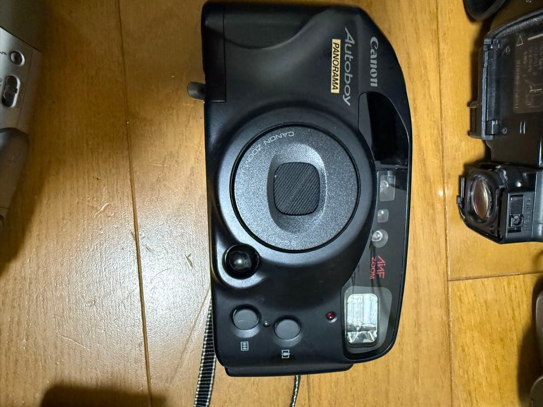 SONY-Victor Everio HDDビデオカメラ 赤 13台ジャンク品