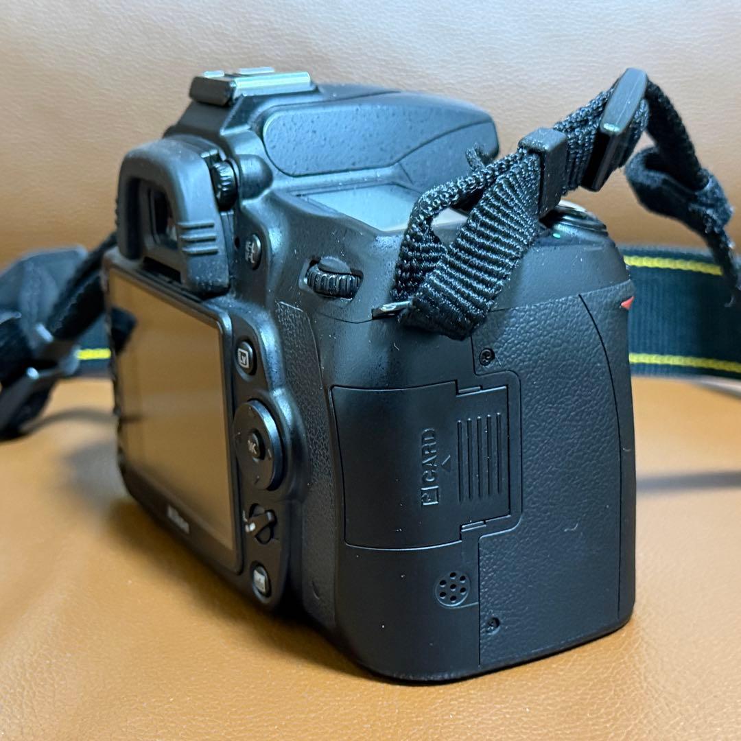 Nikon D90 デジタル一眼レフカメラ 本体　※オマケ付き