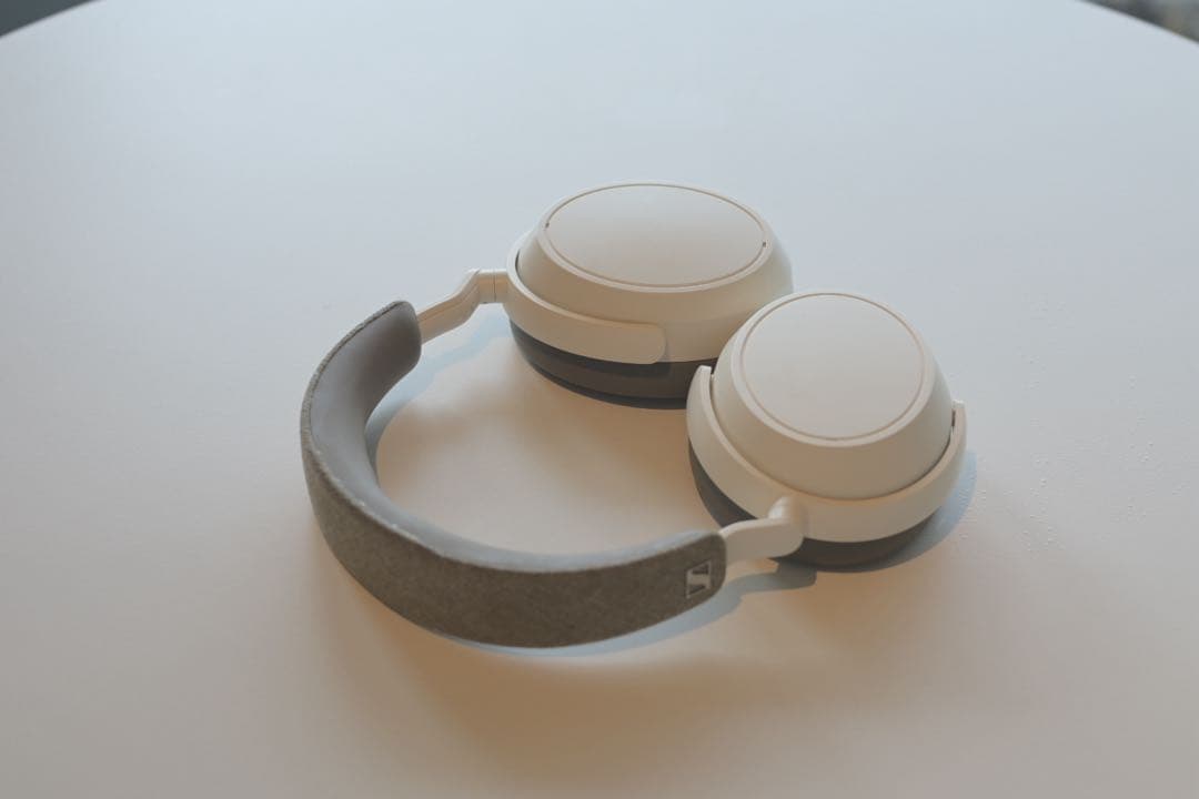 ヘッドホン SENNHEISER MOMENTUM 4