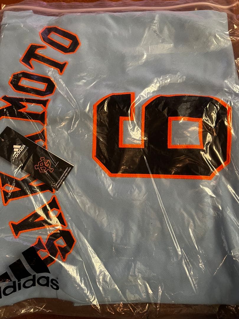 adidas 巨人　読売ジャイアンツ　坂本勇人　ユニフォーム　刺繍　S