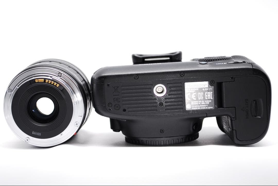 フルサイズデビューに✨Canon EOS 6D✨Wi-Fi＆GPS機能搭載✨