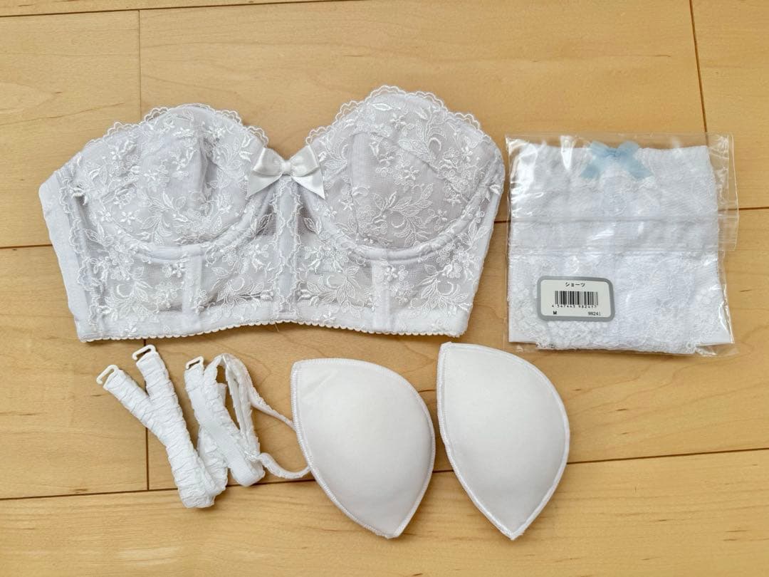 セモア　ブライダル　インナー　B65 58