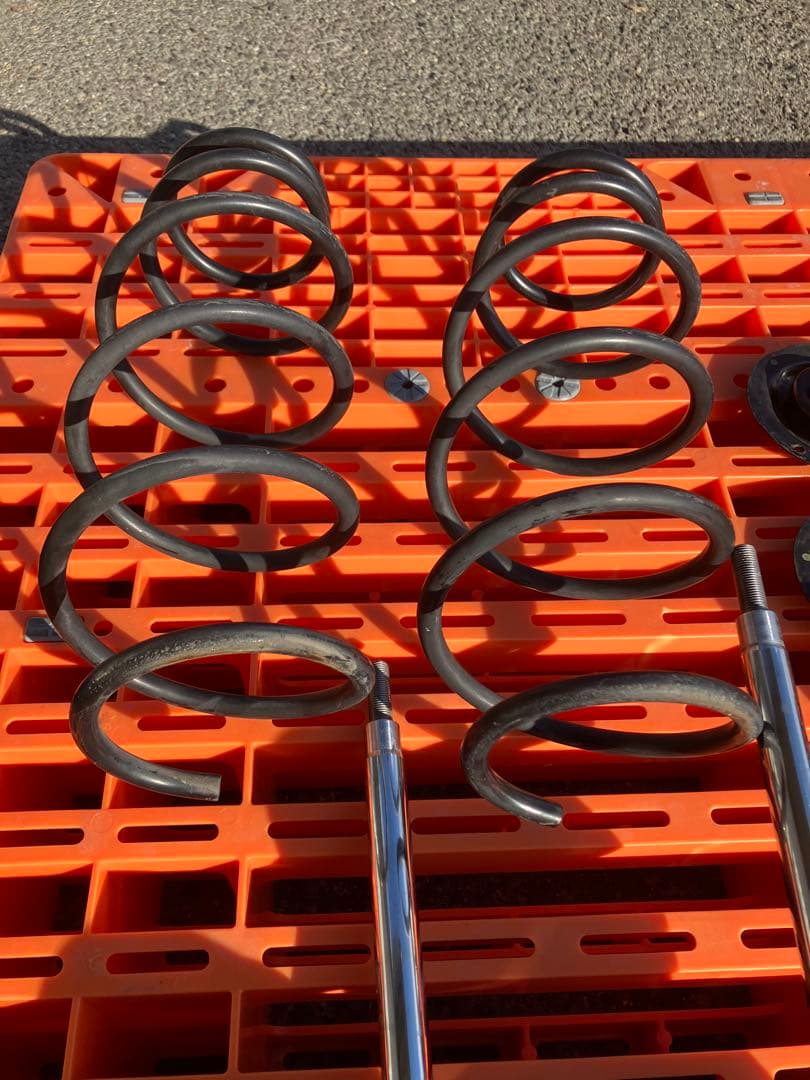 カローラアクシオ（純正足回り）