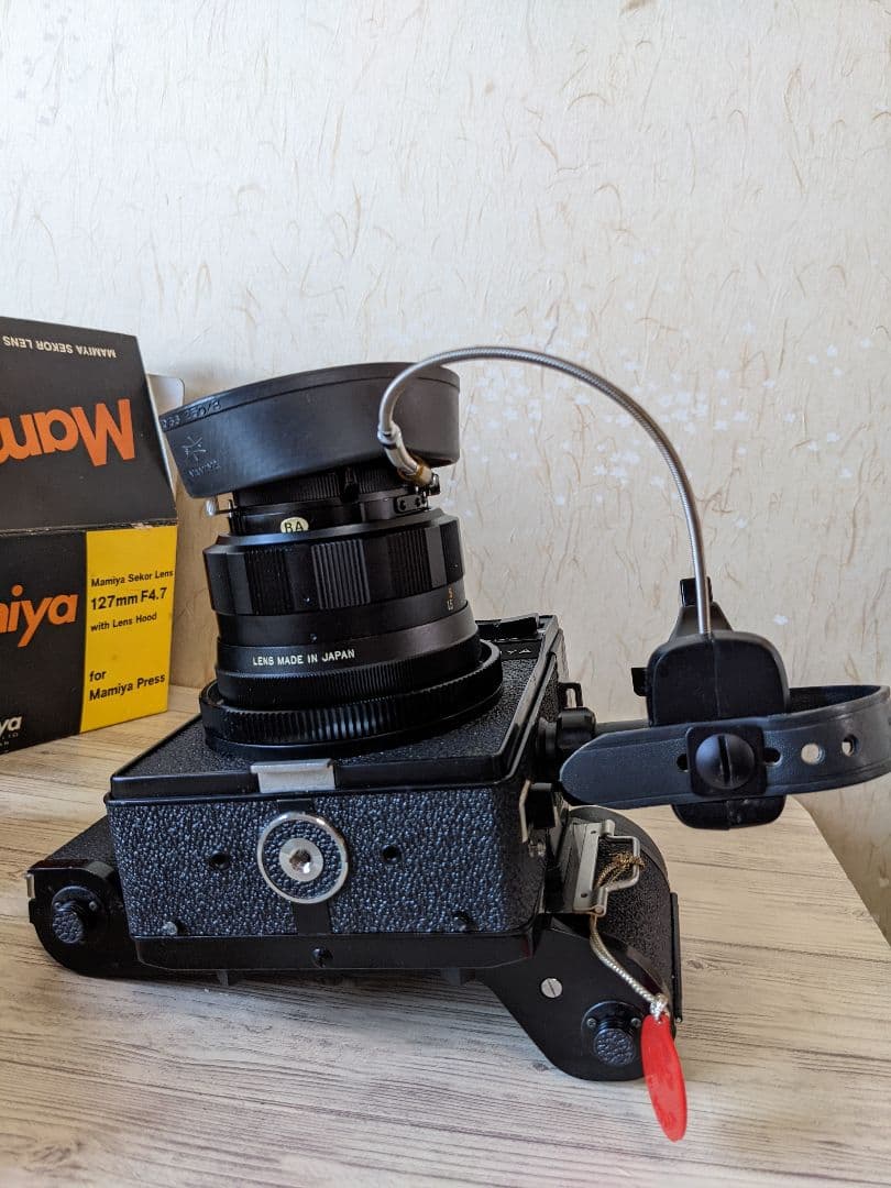 MAMIYA UNIVERSAL　カメラ　昭和レトロ