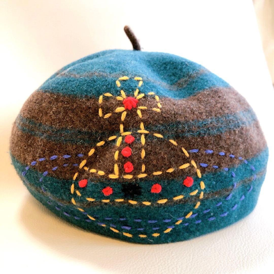 美品 ！Vivienne Westwood 刺繍入り ベレー帽　ヴィヴィアン