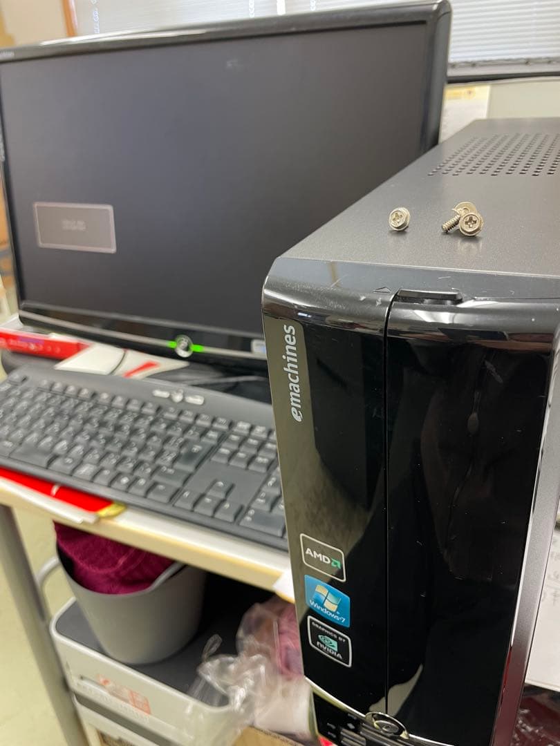 eMachinesイーマシンズEL1352-F22C/TジャンクPC同じもの2つ