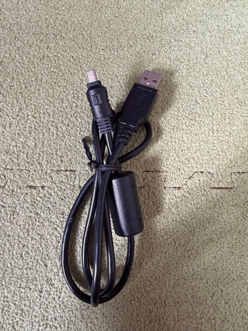 CASIO EX-Z800 コンパクトデジタルカメラ　チェリーピンク　箱付き