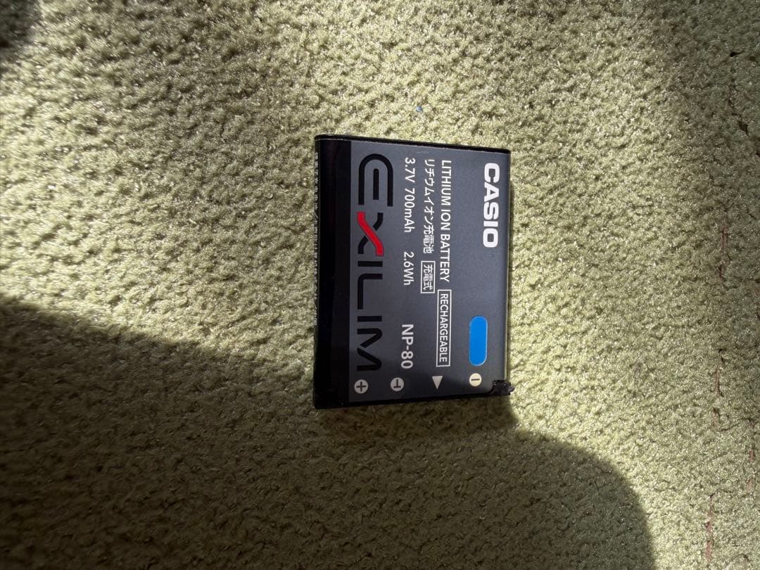 CASIO EX-Z800 コンパクトデジタルカメラ　チェリーピンク　箱付き