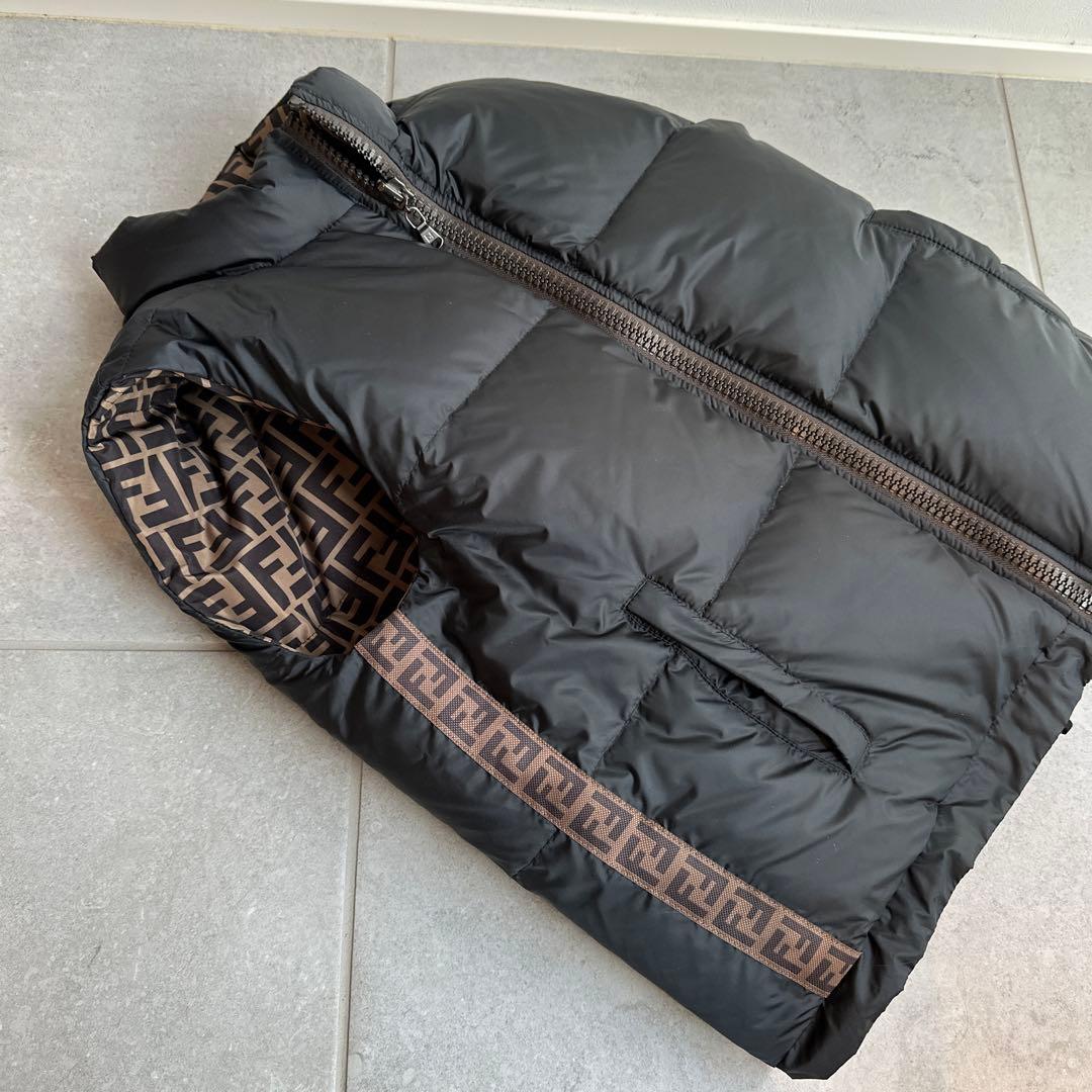 フェンディ　キッズ　ダウンベスト　リバーシブル　ジュニア　レディース　165