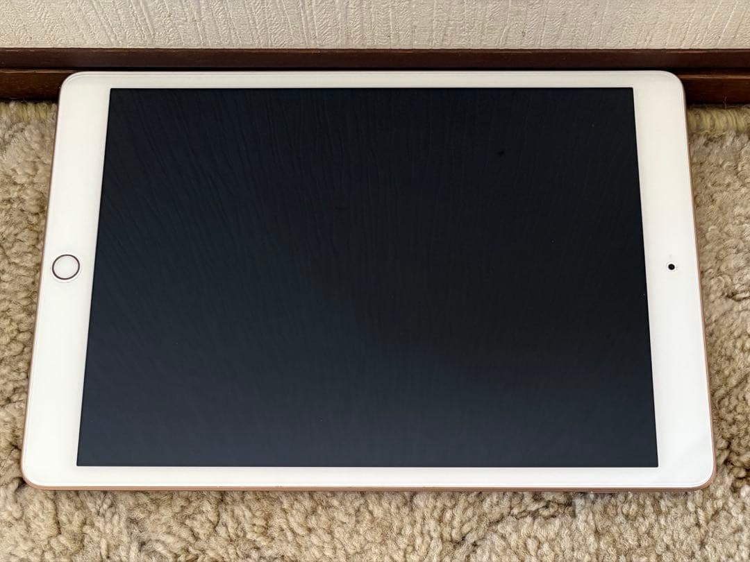 iPad 10.2インチ 第8世代 Wi-Fi ゴード 32GB