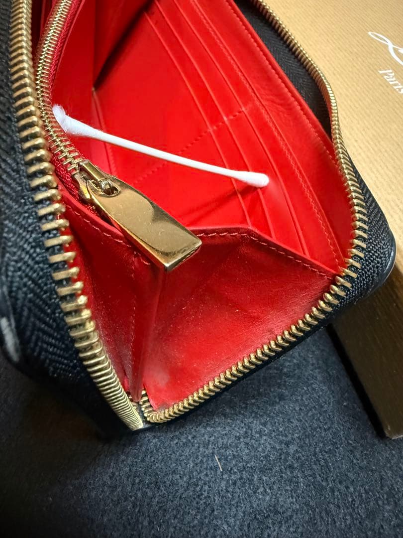 クリスチャンルブタン 長財布 パネトーネ ラウンド レザー ブラック