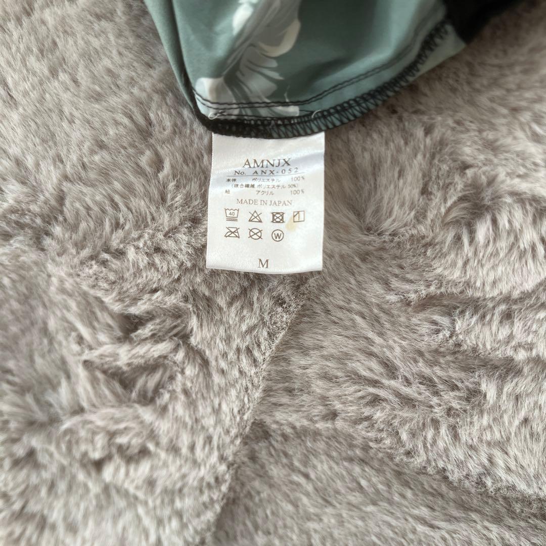 平本蓮　AMNJX 花柄デザイン Mサイズ 黒パンツ