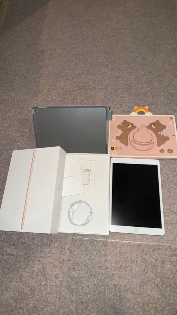 iPad 第7世代 32GB Wi-Fiモデル ピンク　美品・コード＆ケース付