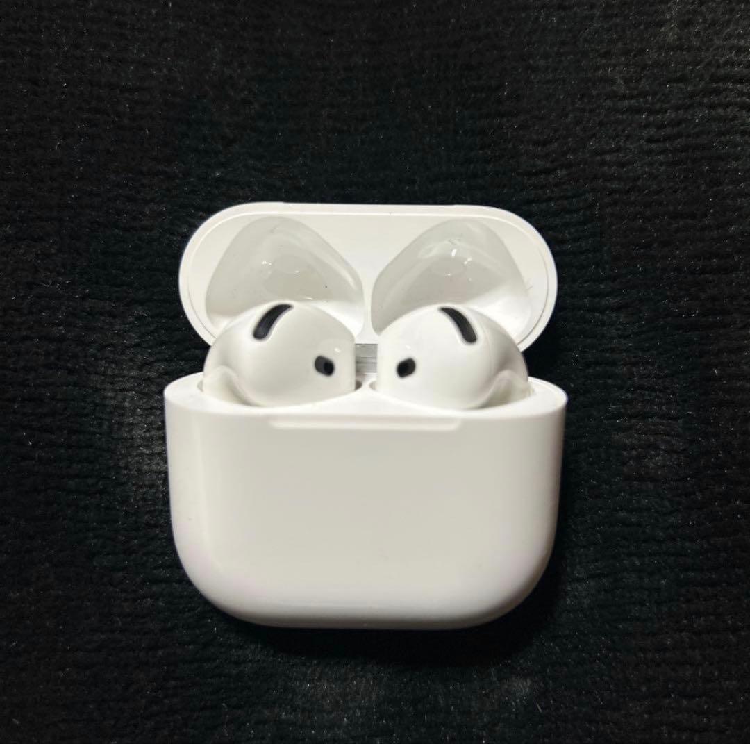 AirPods本体 ホワイト 充電ケース付き　美品