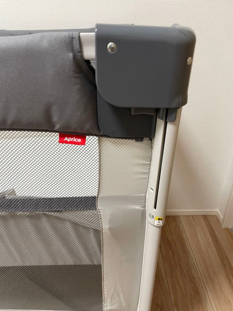 折りたたみベビーベッド グレー ココネルエアー