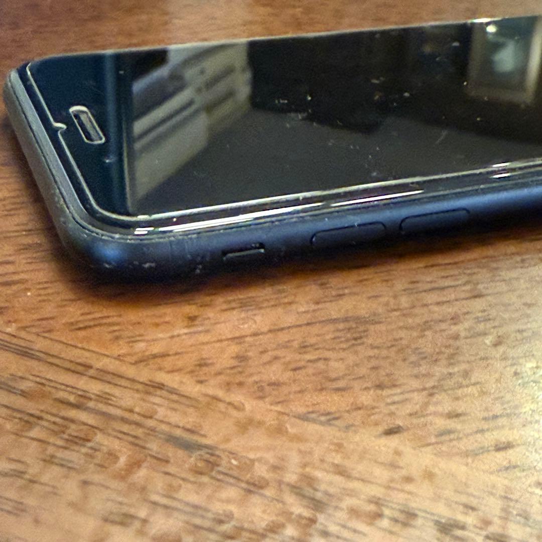 Apple iPhoneSE 第二世代 ブラック 本体 64GB